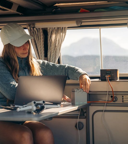 Jackery Explorer 100 Plus Зарядна станція для ноутбука Jackery Explorer 100 Plus